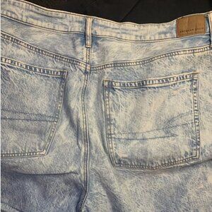 **American Eagle** Plus Size **Light Wash Curvy High Rise Jeans Size 18 Stretch